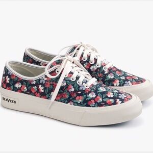 SEAVEES for J.CREW LIBERTY OF LONDON Poppy Print, size 8.5